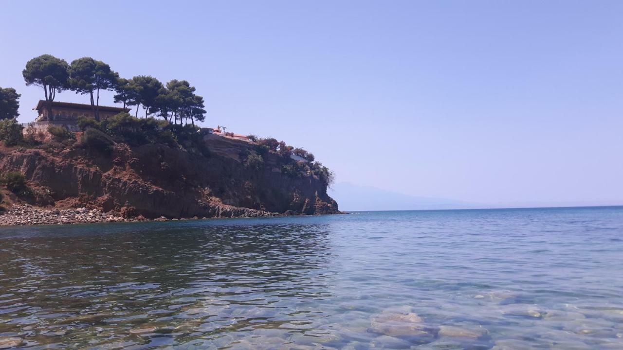 Villetta Sul Mare In Residence Бруколи Экстерьер фото